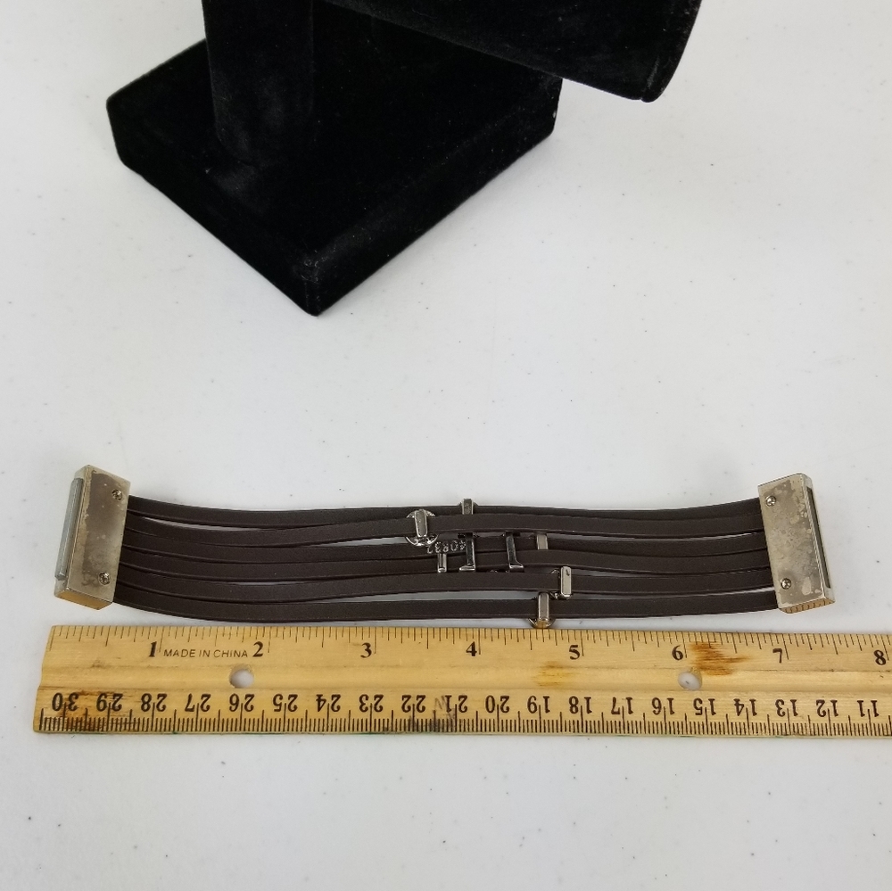 Cuff Bracelet Magnetic Snap - Picture 8 of 8